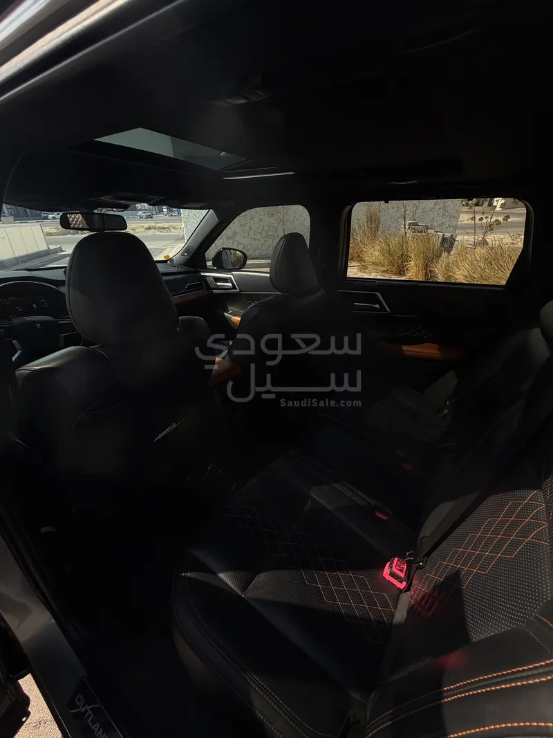 2024 متسوبيشي اوت لاندر