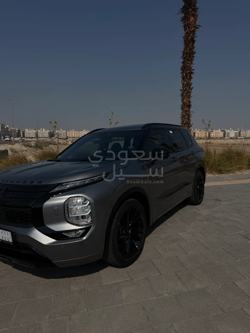 2024 متسوبيشي اوت لاندر