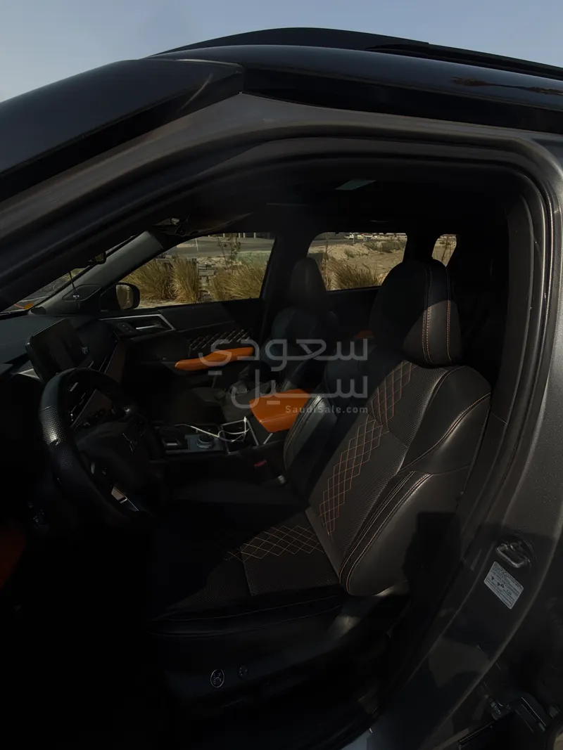 2024 متسوبيشي اوت لاندر