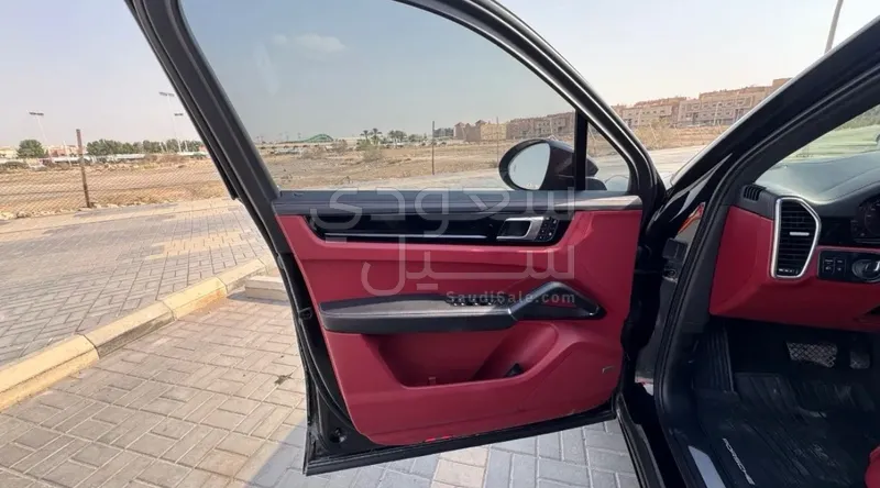 2022 بورش كايين