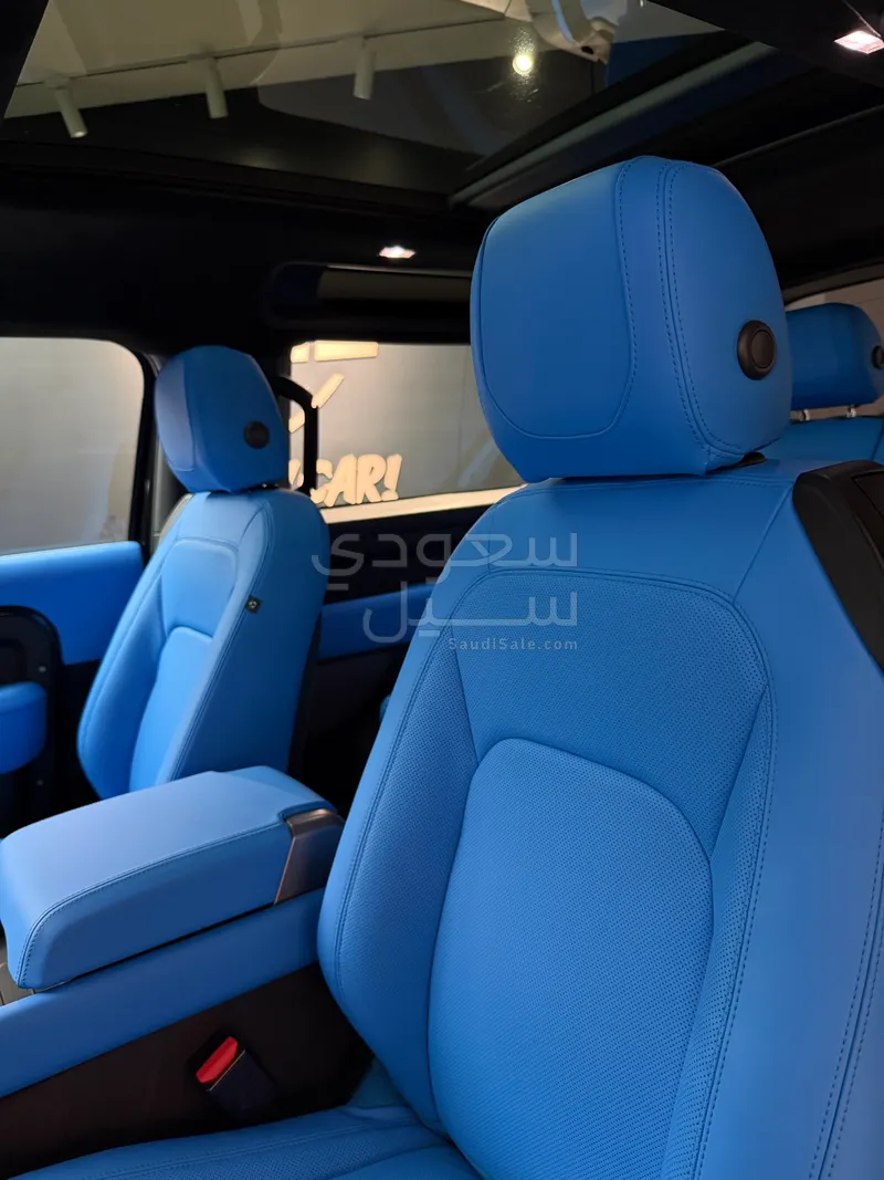 2023 لاند روفر ديفيندر 90 اس اي