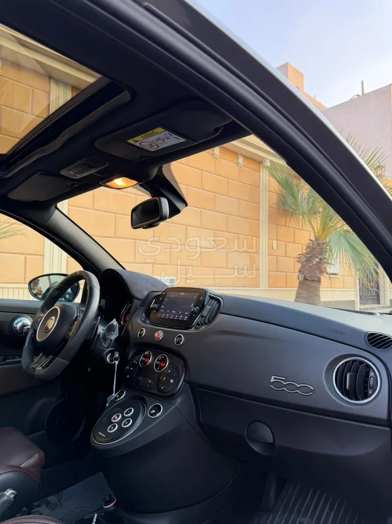 2023 فيات ابارث 595 كومبيتزيون