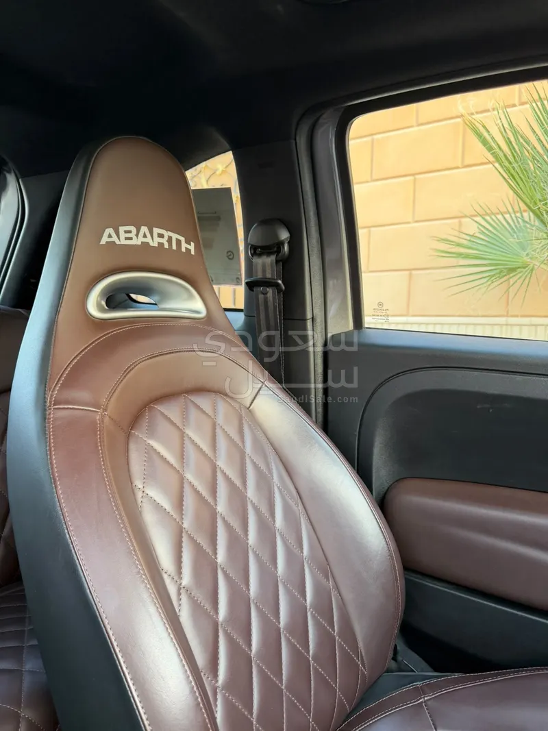 2023 فيات ابارث 595 كومبيتزيون