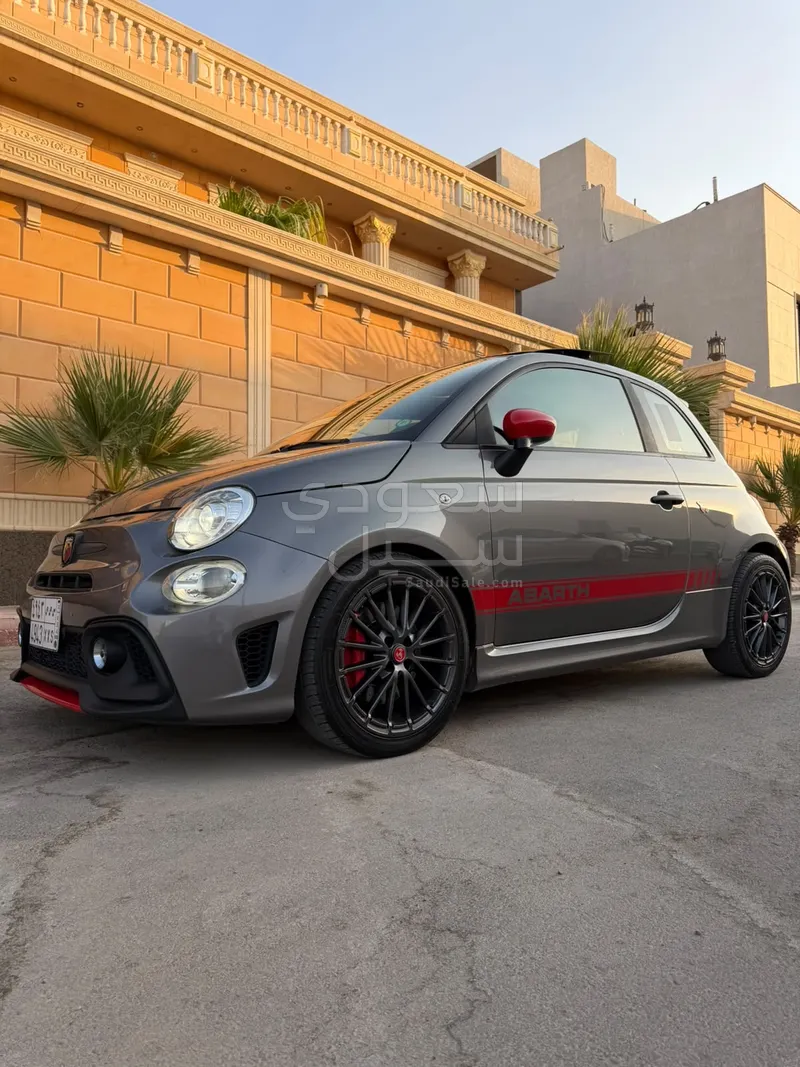 2023 فيات ابارث 595 كومبيتزيون