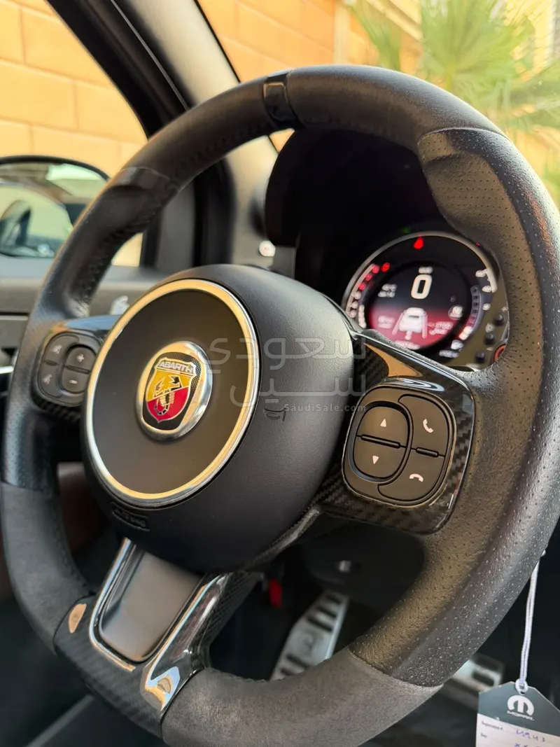 2023 فيات ابارث 595 كومبيتزيون