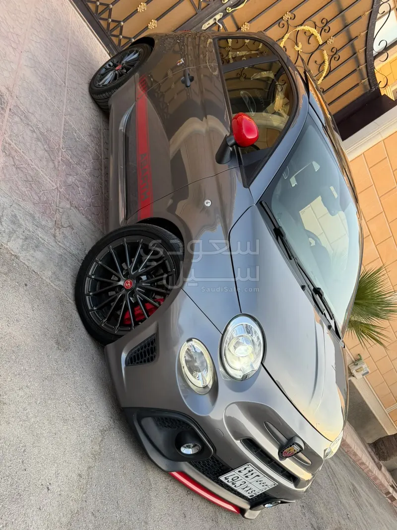 2023 فيات ابارث 595 كومبيتزيون