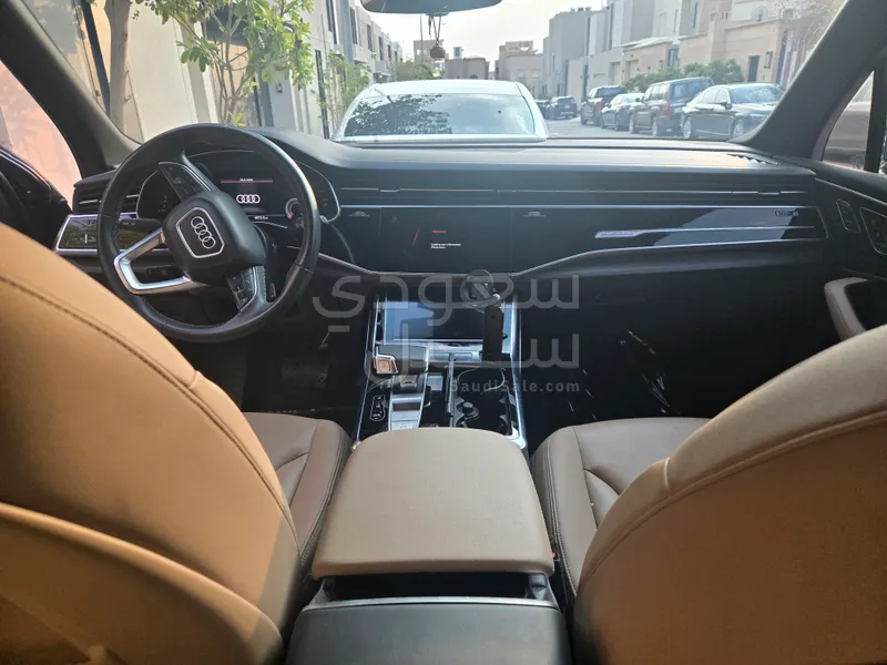 2024 اودي كيو 7 اس لاين