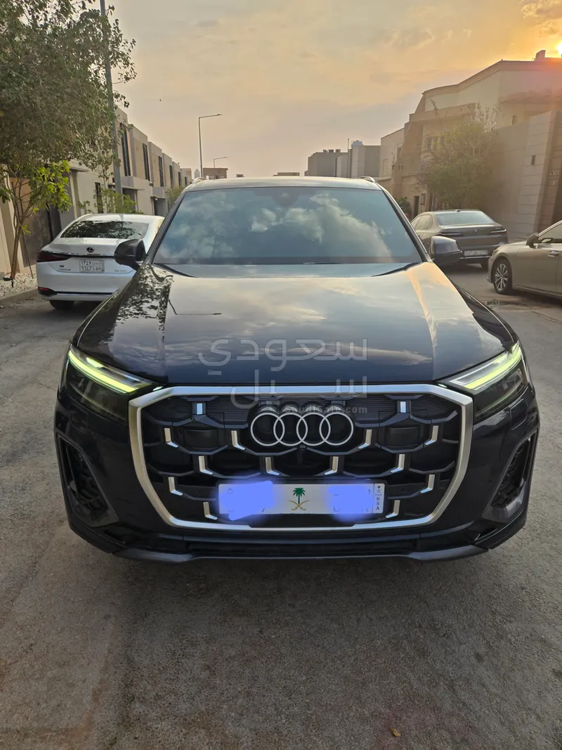 2024 اودي كيو 7 اس لاين