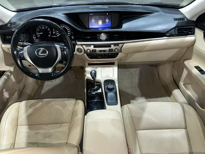 2015 لكزس إي إس 250