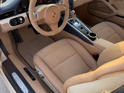 2012 بورش 911 كاريرا