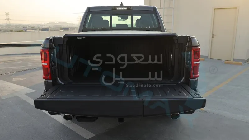 2026 دودج رام 1500 لونج هورن