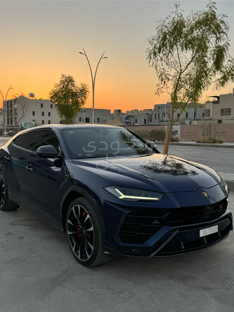 2020 لمبرجيني اوروس