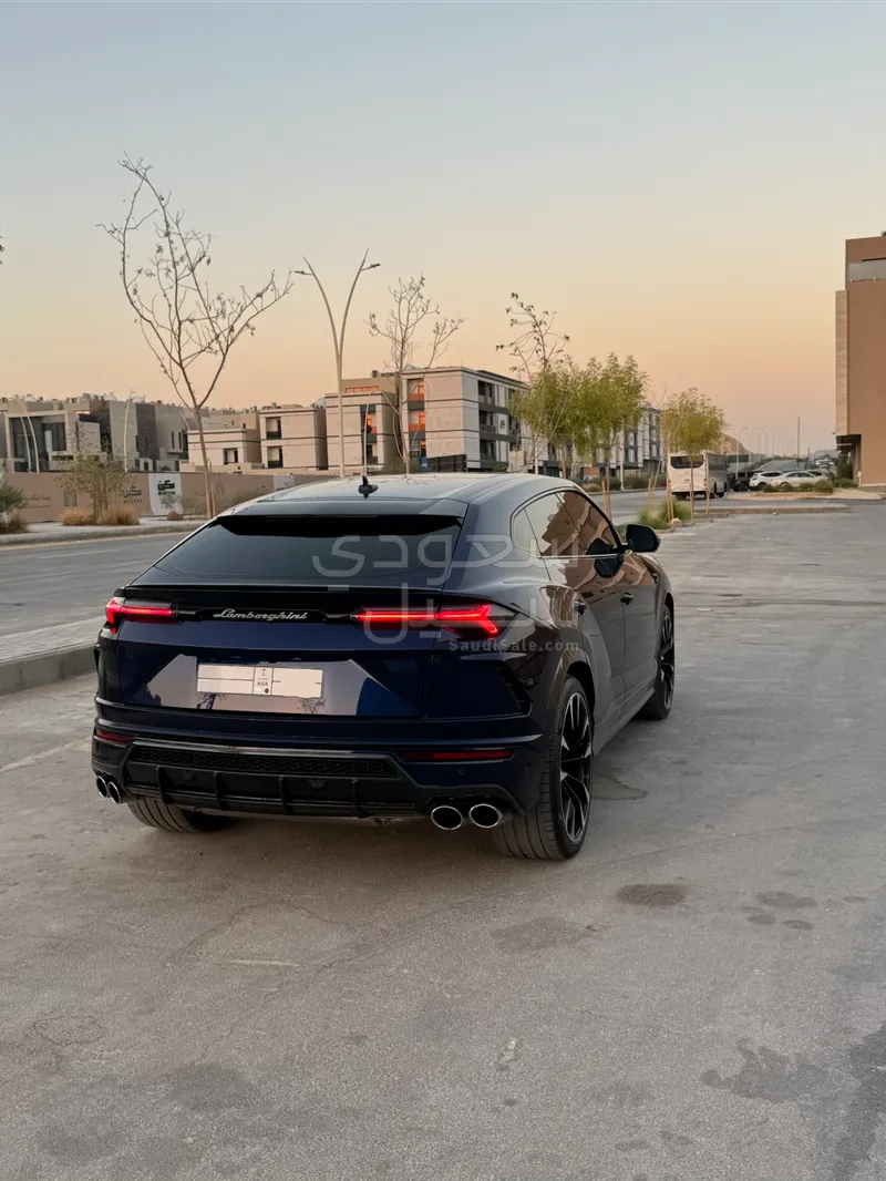 2020 لمبرجيني اوروس