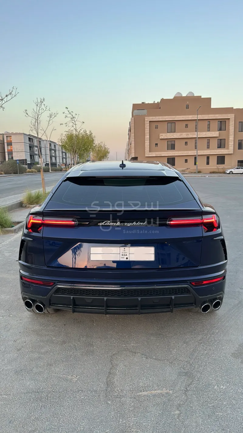 2020 لمبرجيني اوروس