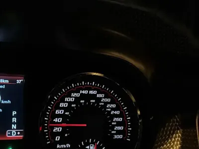 2014 دودج تشارجر اس ار تي