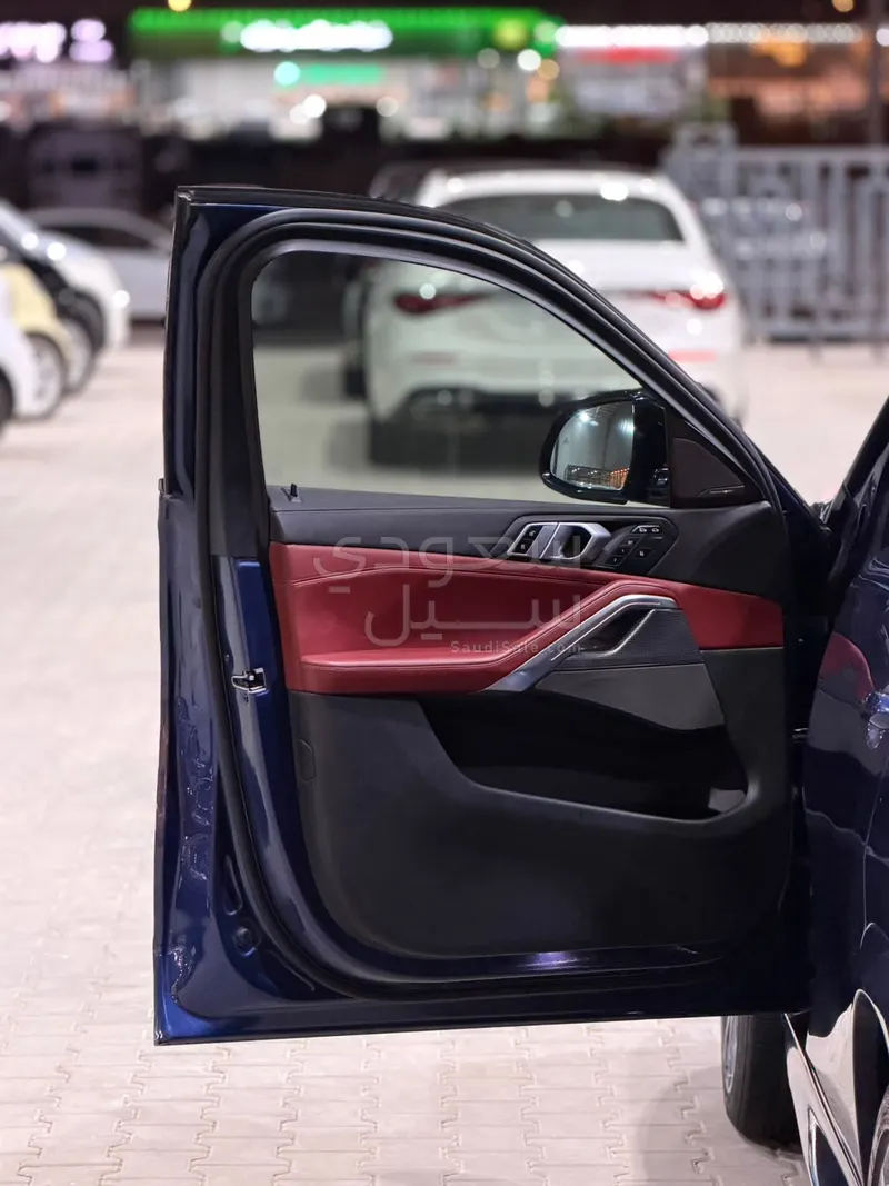 2021 بي ام دبليو الفئة اكس 6