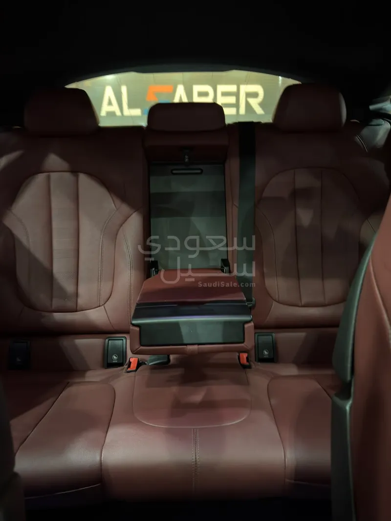 2021 بي ام دبليو الفئة اكس 6