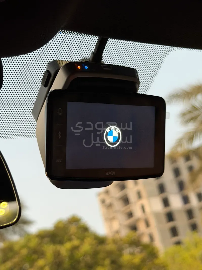 2024 بي ام دبليو الفئة الخامسة 520 أي