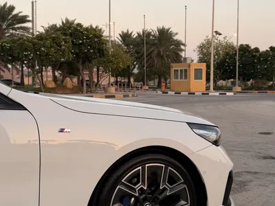 2024 بي ام دبليو الفئة الخامسة 520 أي