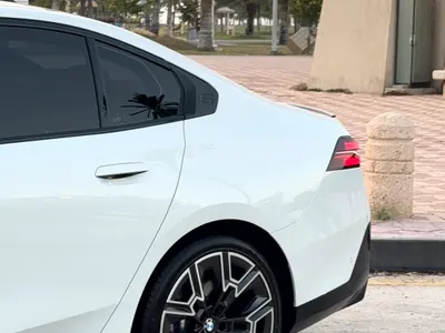 2024 بي ام دبليو الفئة الخامسة 520 أي