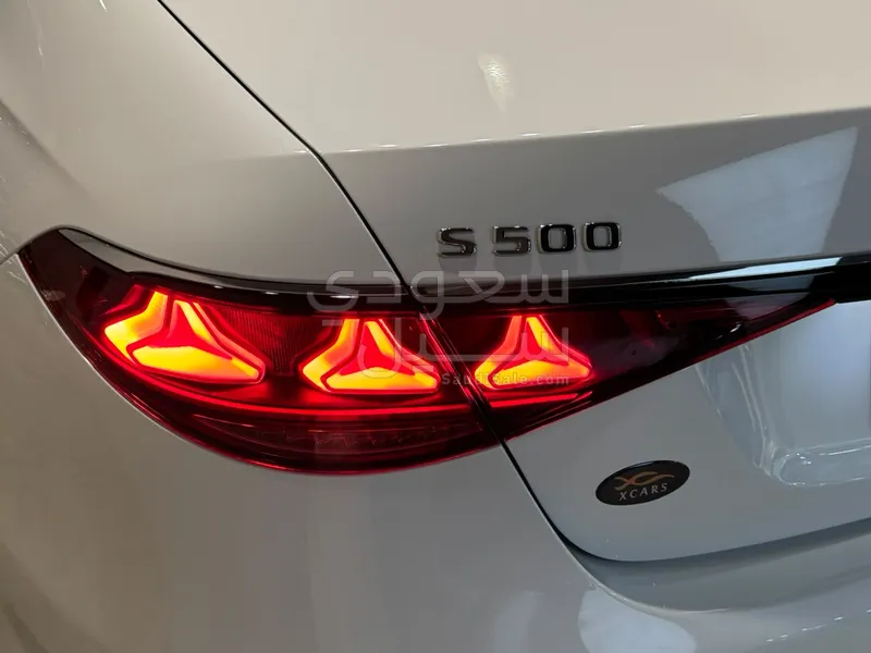 2027 مرسيدس - بنز إس 500