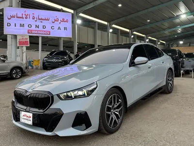 2024 بي ام دبليو الفئة الخامسة 520 أي