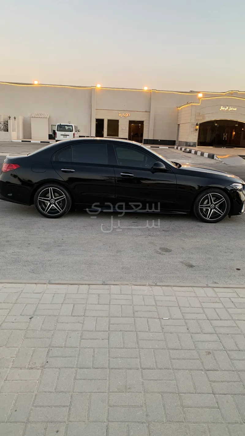 2022 مرسيدس - بنز سي 200 أي إم جي
