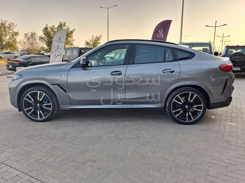 2024 بي ام دبليو الفئة اكس 6