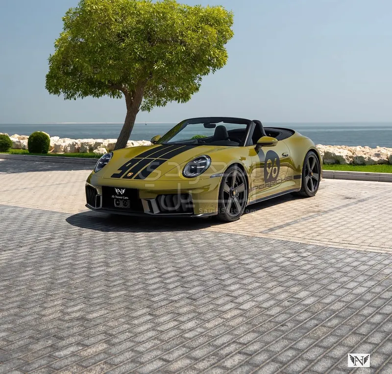 2025 بورش 911 كاريرا