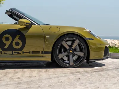 2025 بورش 911 كاريرا