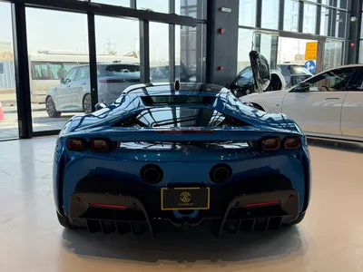 2024 فيراري اس اف 90 سترادالي