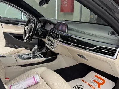 2020 بي ام دبليو الفئة السابعة 730 إل أي