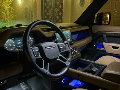 2025 لاند روفر ديفيندر 110 اس اي