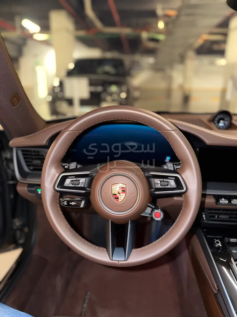 2026 بورش 911 كاريرا
