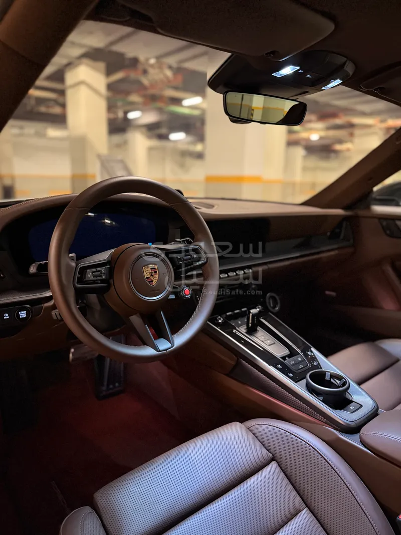 2026 بورش 911 كاريرا