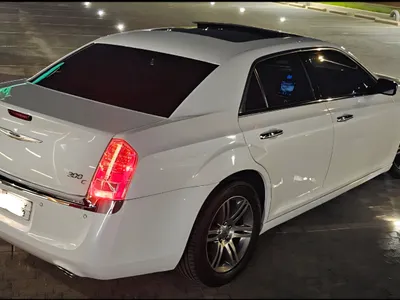 2012 كرايسلر 300 ليميتد