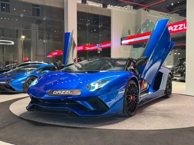 2019 لمبرجيني افنتادور رودستر