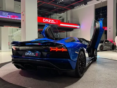 2019 لمبرجيني افنتادور رودستر
