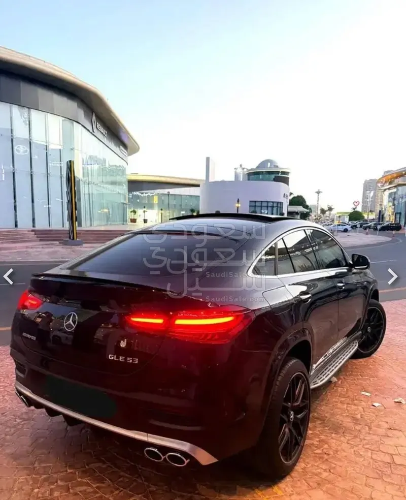 2024 مرسيدس - بنز جي إل إي 53 أي إم جي