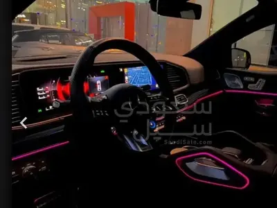 2024 مرسيدس - بنز جي إل إي 53 أي إم جي
