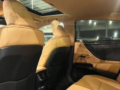 2025 لكزس إي إس 300إتش