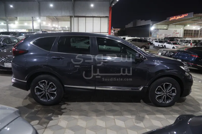 2022 هوندا سي ار في تورنج