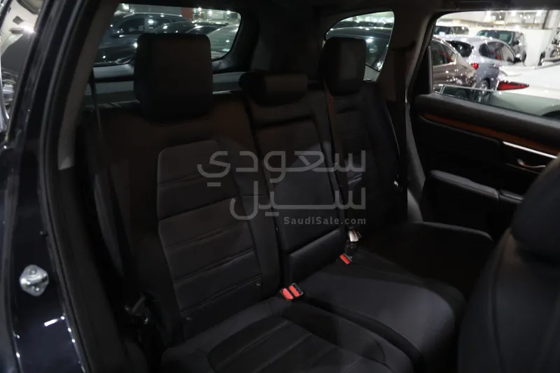 2022 هوندا سي ار في تورنج
