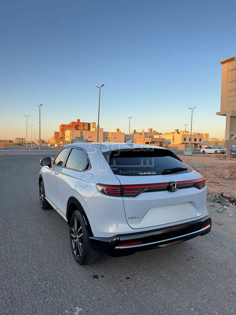 2025 Honda HR-V Touring