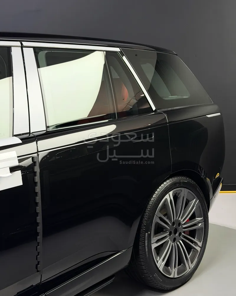 2026 لاند روفر رينج روفر اوتوبيوغرافي