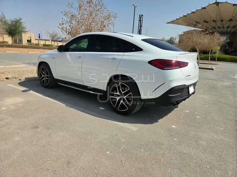 2021 مرسيدس - بنز جي إل إي 53 أي إم جي