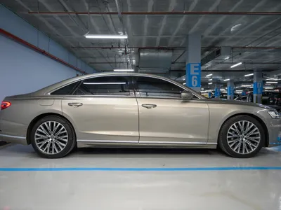 2020 اودي اي 8 ال 60 تي اف اس اي