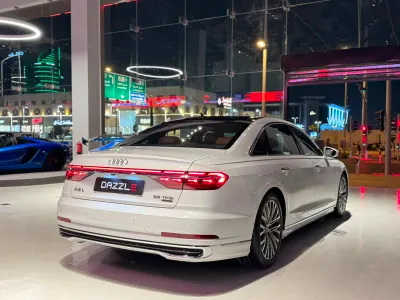 2024 اودي اي 8 ال