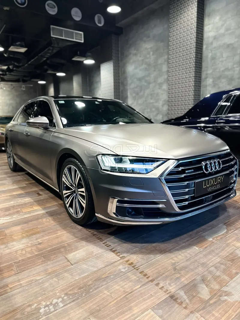 2019 اودي اي 8 ال