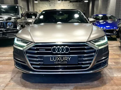 2019 اودي اي 8 ال